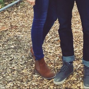 franco sarto sager suede chelsea bootie